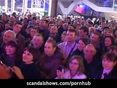 scandalshows public à l'extérieur taquineries sexuels -show 