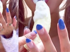 kiertyä asmr imemiseksi banaani japanin taikakalu tyttö isot tissit fetissi 