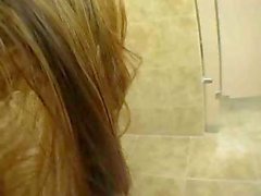 blondine blowjob abspritzen 