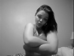 webcams amateur brunettes striptease homemade 