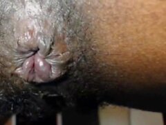 close-up behaart masturbation 