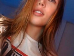 brunette solo étudiant webcam 