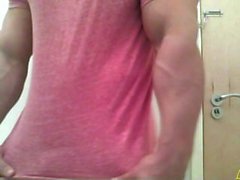 muscles pornstar bodybuilder sperme str8 